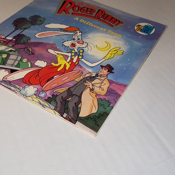 A Golden Book Who Framed Roger Rabbit 1988 “A Different Toon” Vintage Book - Picture 11 of 12